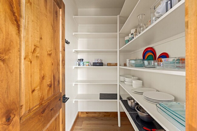 Building Photo - 89192 US-26