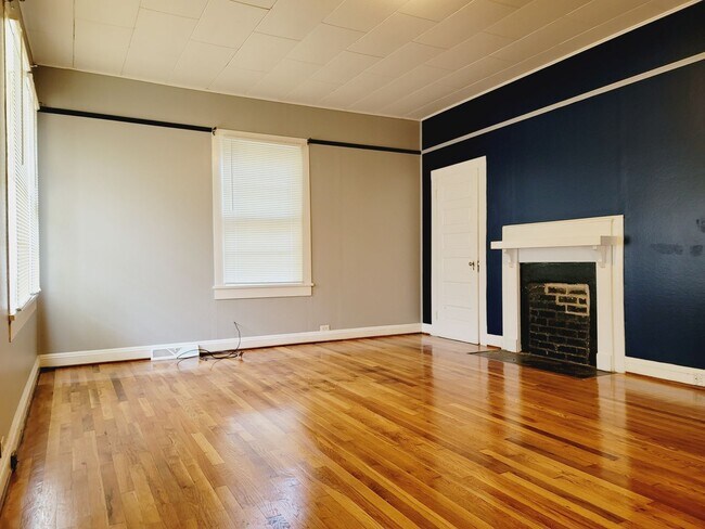 Building Photo - Updated 2-Bedroom 1-Bathroom Home for Rent Gastonia, NC