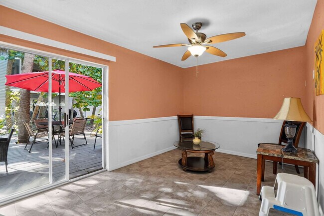 Building Photo - 203 64th St