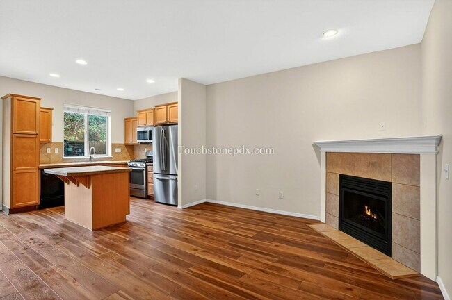 Building Photo - 1509 SW 175th Ave