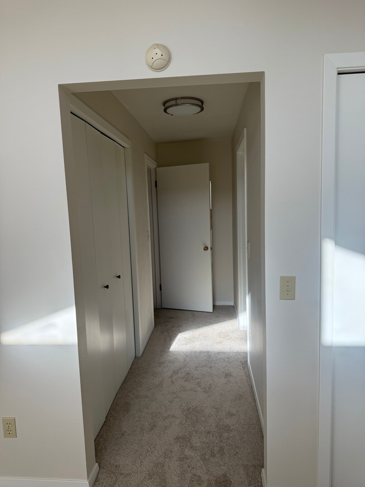 Building Photo - 1514 E Broadway