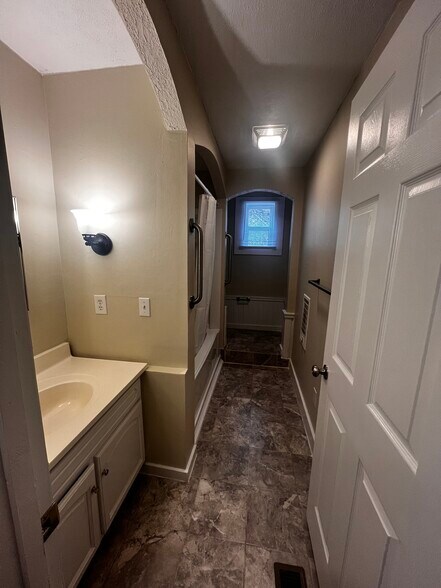 Building Photo - 3607 Sink Valley Rd