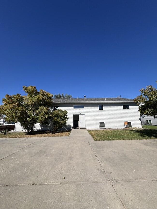 Primary Photo - 1401 Cole Ave