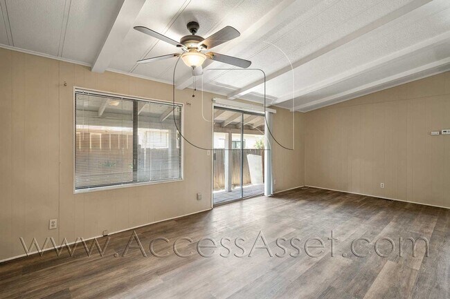 Building Photo - Charming 3 Bed/2 Bath Home In the Heart Of Old Town Temecula!