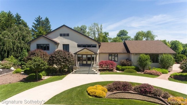 Primary Photo - 2103 Pippin Ct