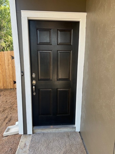 Building Photo - 3316 Vine Ter Trce