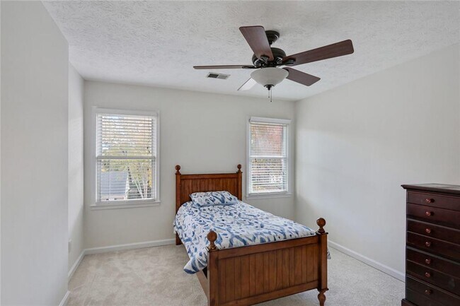 Building Photo - 3520 Billingsley Dr