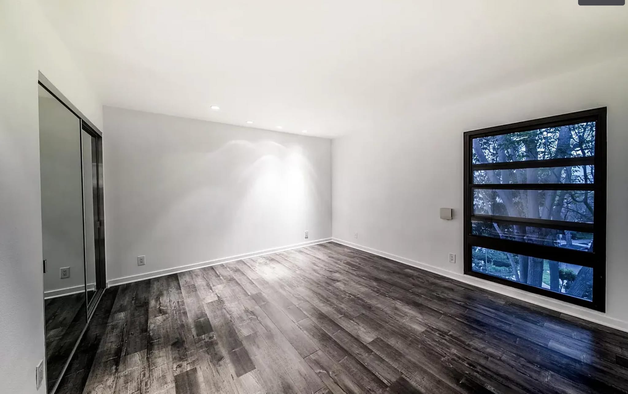 Building Photo - 7777 W 91st St