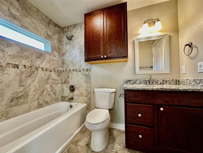 Building Photo - 1 Bedroom Riverside Bungalow