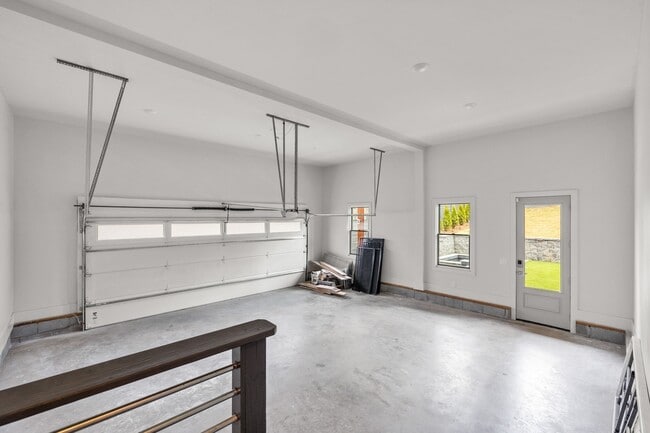 Building Photo - 601 S 9th St