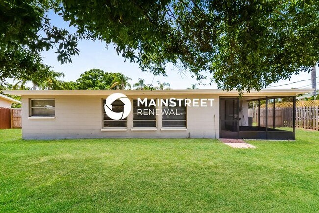 Building Photo - 3 Bedroom Pet-Friendly Home in VENICE, FL with Main Street Renewal