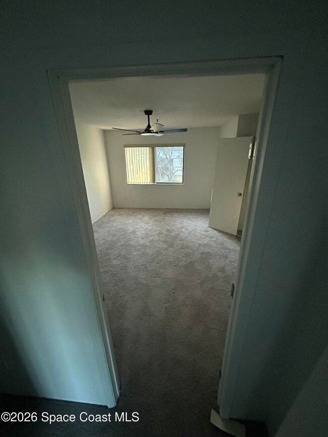 Building Photo - 7801 Maplewood Dr