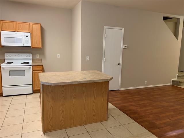 Building Photo - 1209 Ballymote Ln