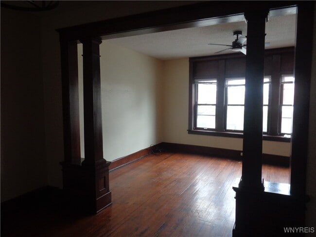 Building Photo - 56 Main St