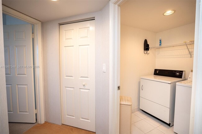 Building Photo - 3530 Mystic Pointe Dr