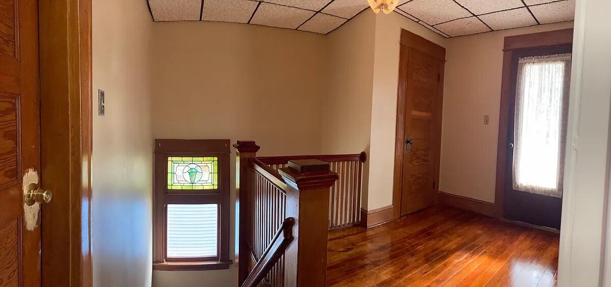 Building Photo - 25 Holbrook St