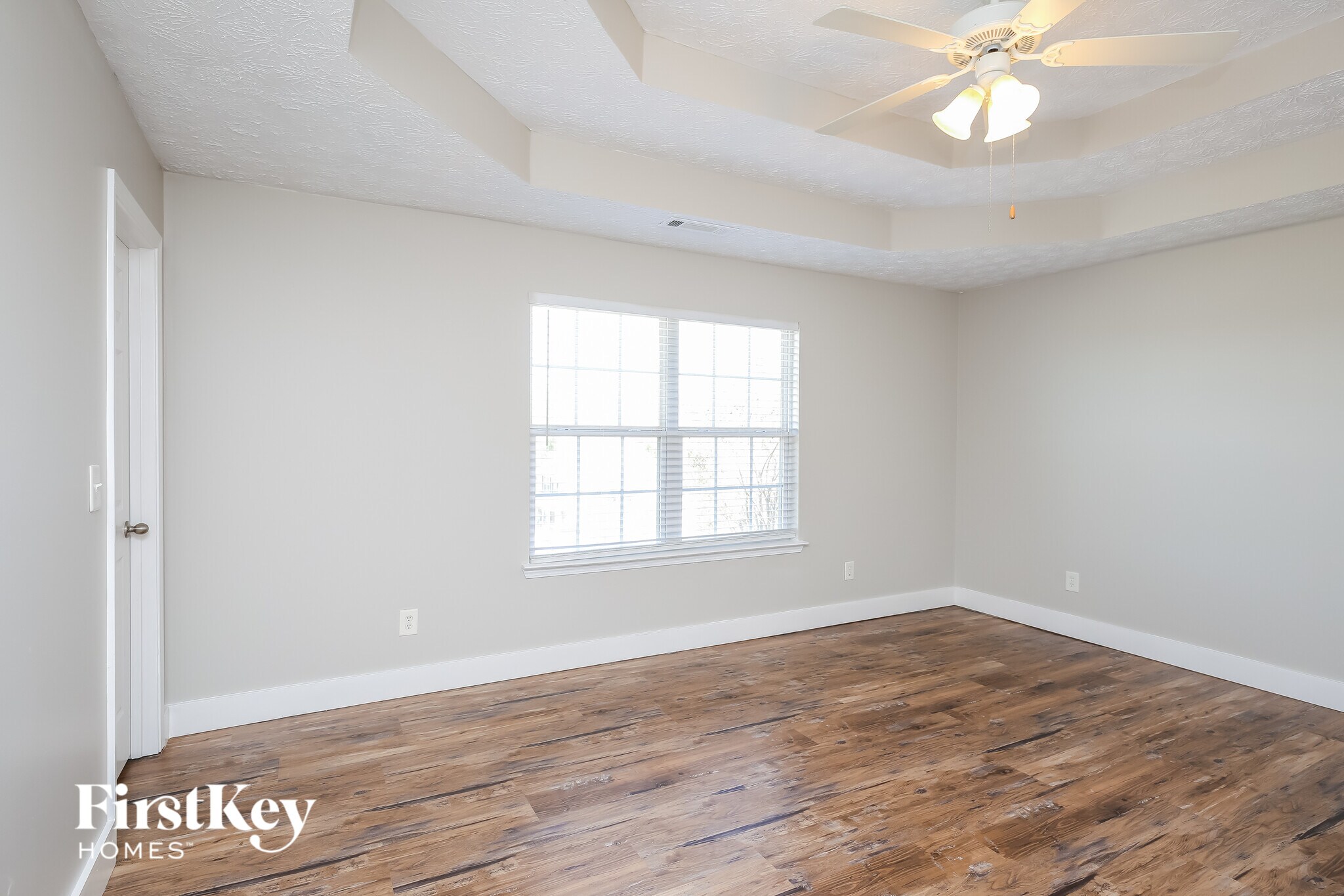 Building Photo - 4501 Waterman Dr