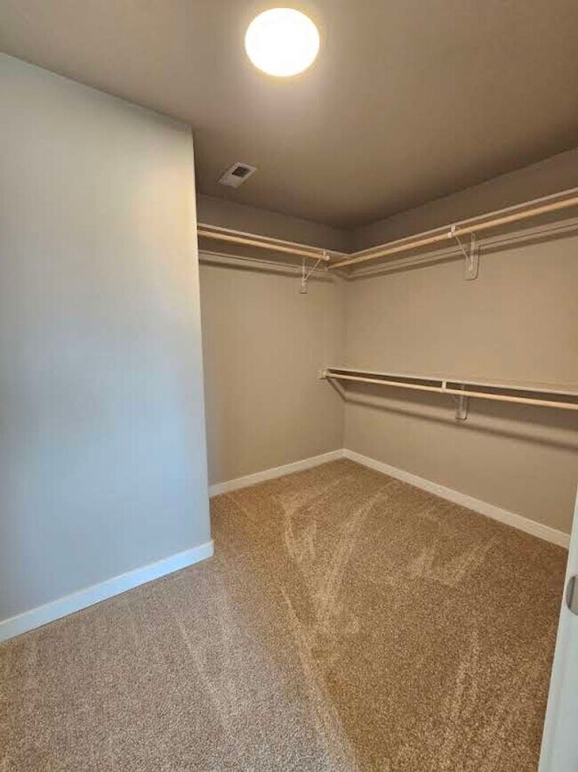 Building Photo - Brand new 3 Bed 2.5 Bath Home- Owyhee Scho...