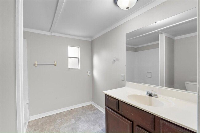 Building Photo - 10166 103rd St