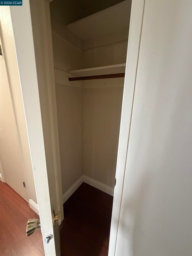 Building Photo - 1209 St Louis Dr