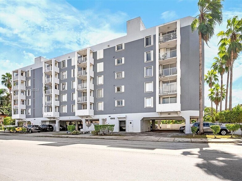 Building Photo - 1010 NW 11th St