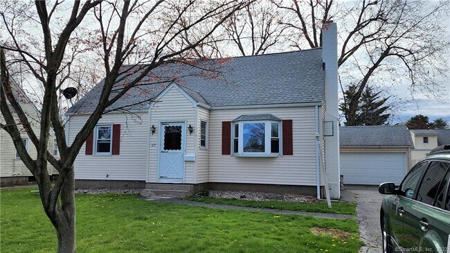 Building Photo - 25 Madsen Rd