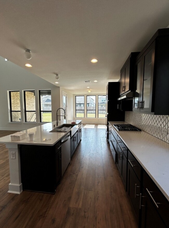 Building Photo - Coming Soon!  4 BR/3BA | Single Family Home | 1-Car Covered Parking | In Liberty Hill!