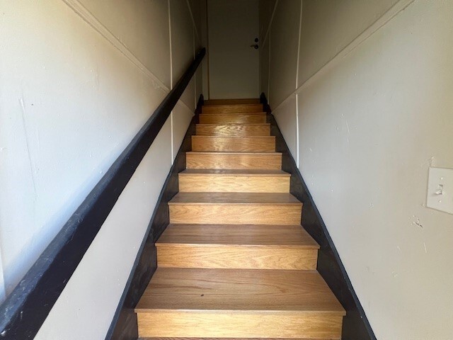 Building Photo - 407 Walton St