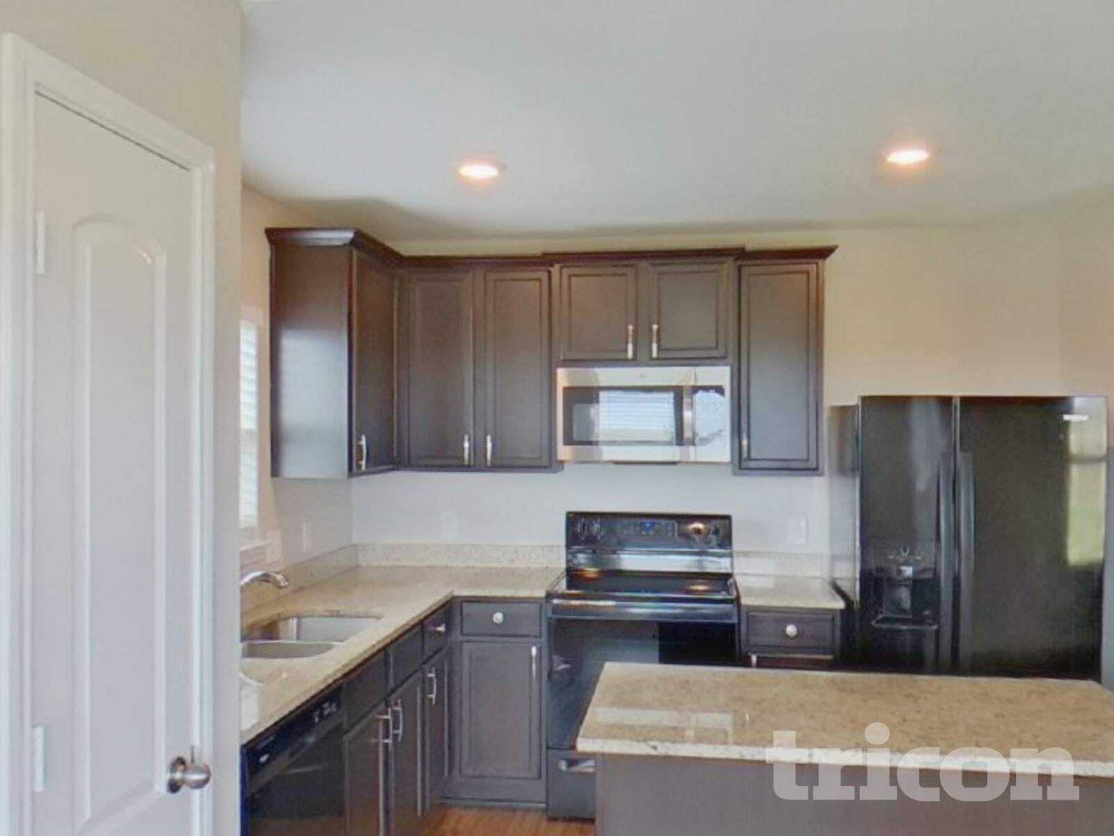 Building Photo - 114 Hamilton Way