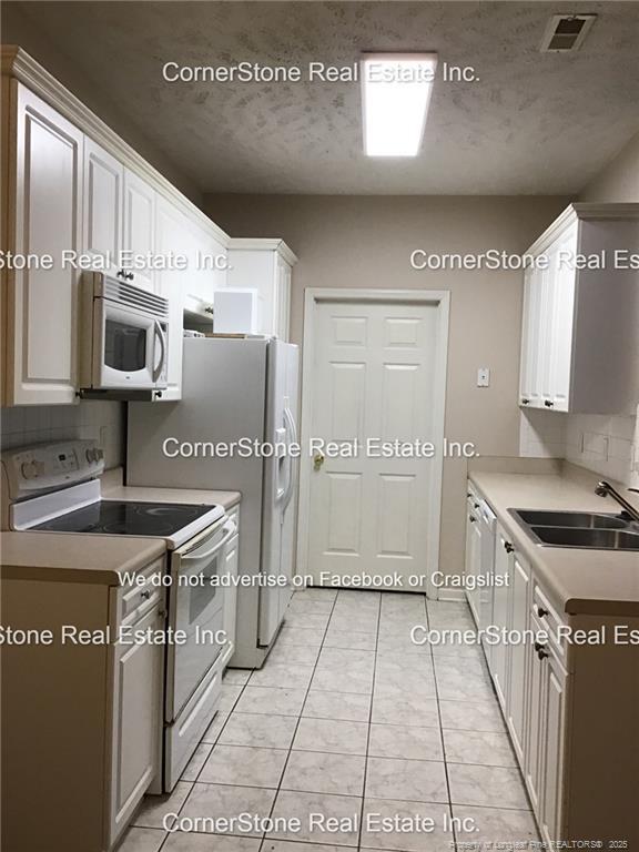 Building Photo - 4050 Bardstown Ct