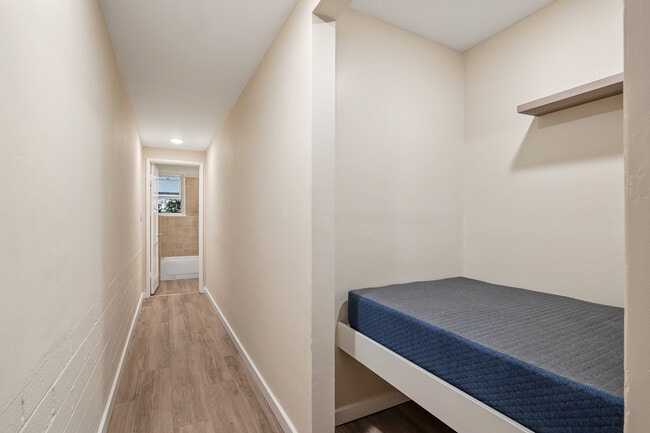 Building Photo - 3295 McKinley St