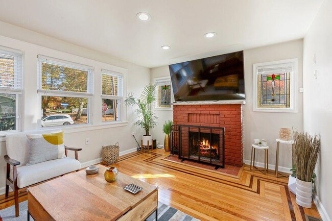 Building Photo - 640 Martense Ave