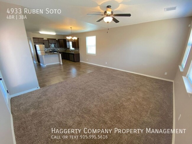 Building Photo - 4933 Ruben Soto