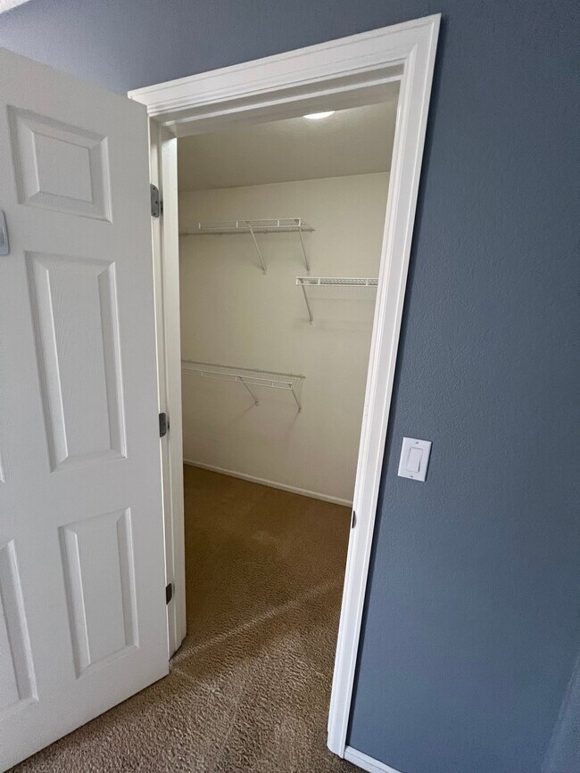 Master closet - 5101 Spyglass Dr