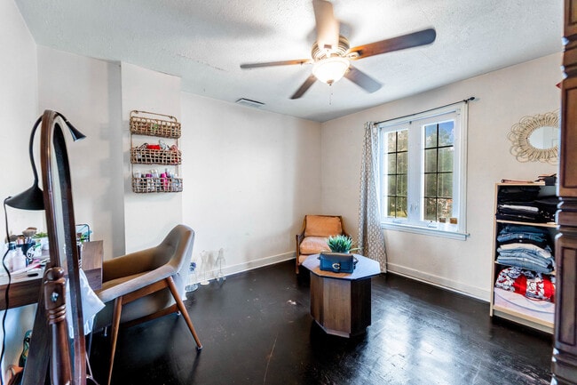 Building Photo - 5170 W 64th Pl