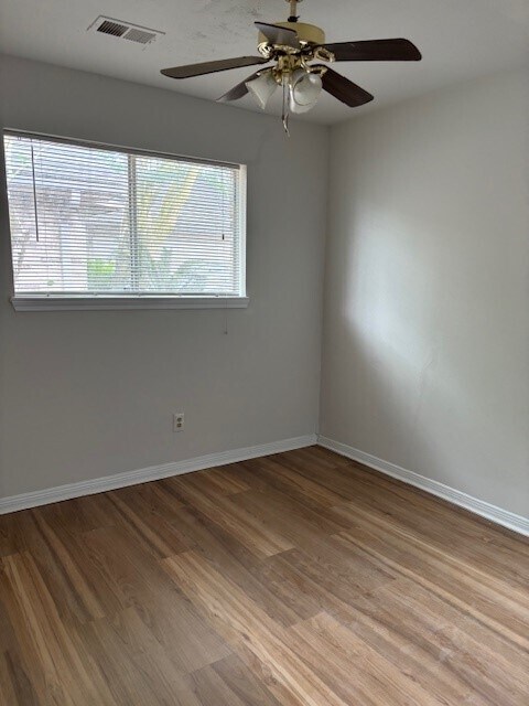 Building Photo - 3303 Westwick Dr