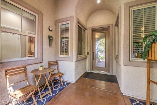 Building Photo - 1244 Vietti St
