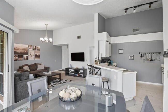 Building Photo - 4684 Pembrook Pl