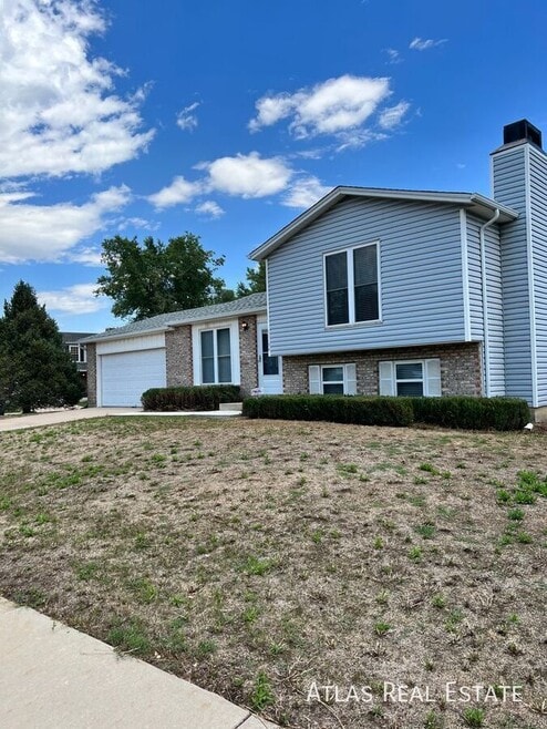 Building Photo - 11194 Forest Ave