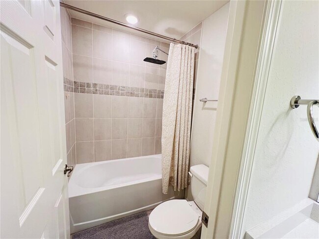 Building Photo - 317 Silverbell Trl