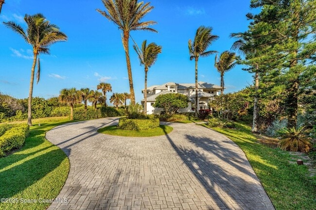 Building Photo - 5795 S Hwy A1A