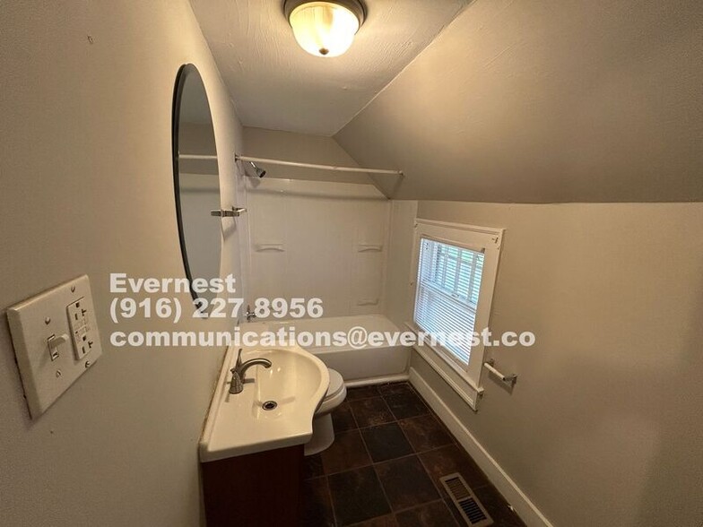 Building Photo - 1300 Gulfport St