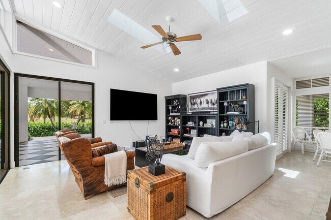 Building Photo - 11839 Maidstone Dr