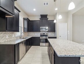 Building Photo - 2554 Terrace Point Dr