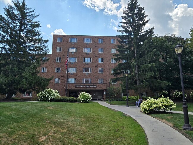 Building Photo - 3105 Devonshire Rd