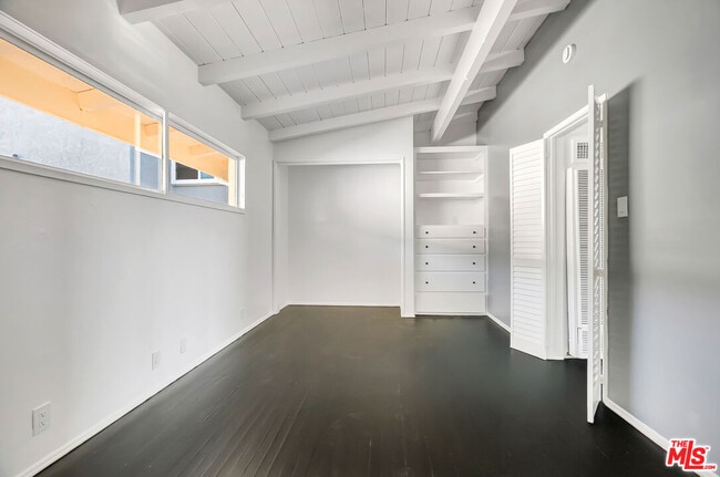 Building Photo - 25330 Malibu Rd