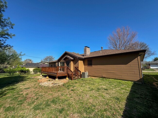 Building Photo - 4 Bed 3 Bath 2 Car Garage