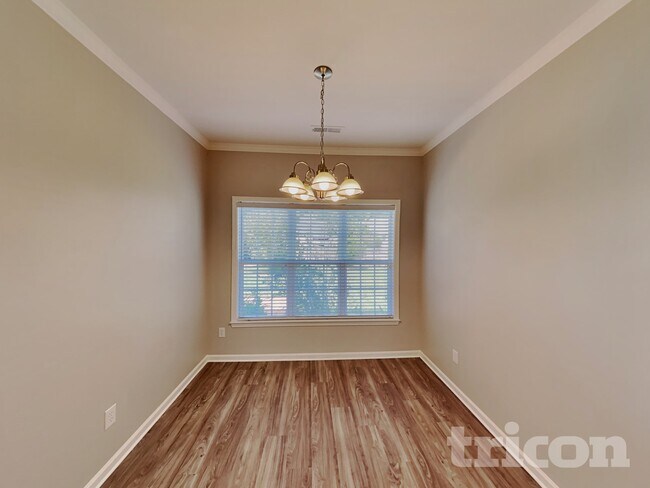 Building Photo - 5931 Bluestem Cir