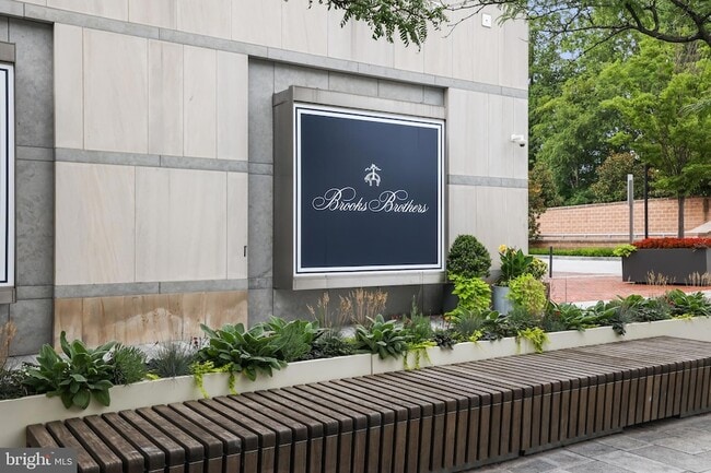 Building Photo - 4817 Chevy Chase Blvd