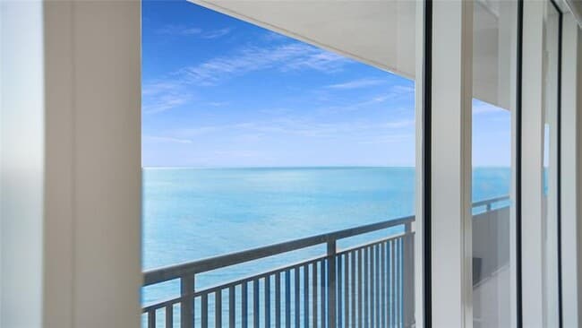 Building Photo - 4280 Galt Ocean Dr